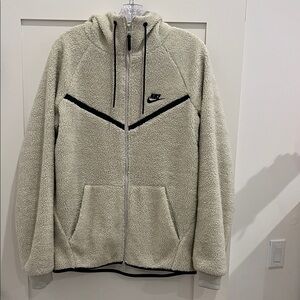 Nike Tech Fleece Sherpa ICON Wind Runner Jacket. Mens Large in Cream